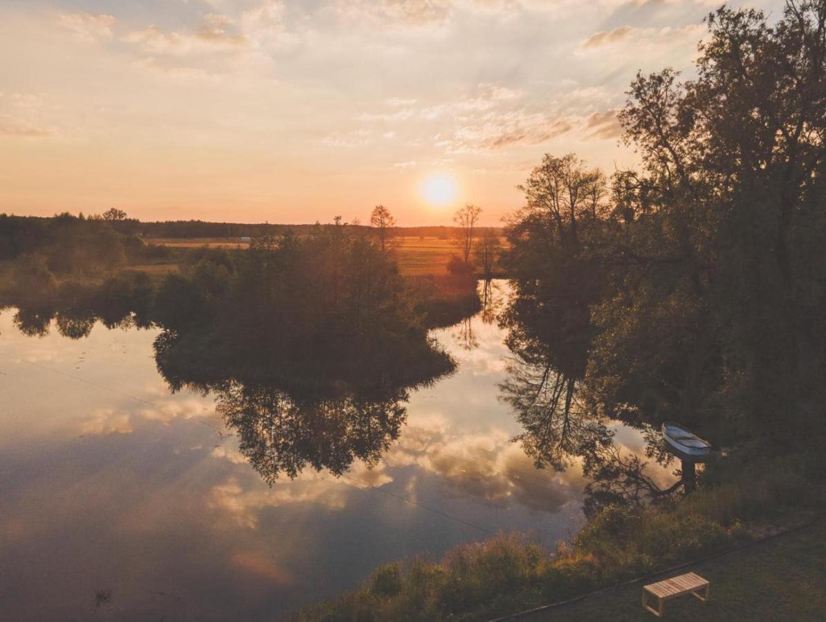 Willa Magiczne domki nad rzeką Toczną Korczew Zewnętrze zdjęcie