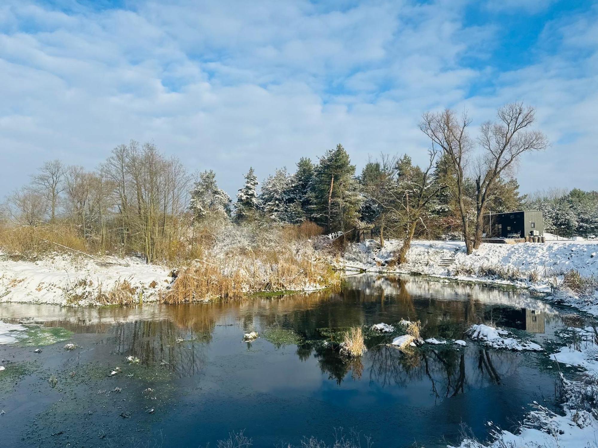 Willa Magiczne domki nad rzeką Toczną Korczew Zewnętrze zdjęcie