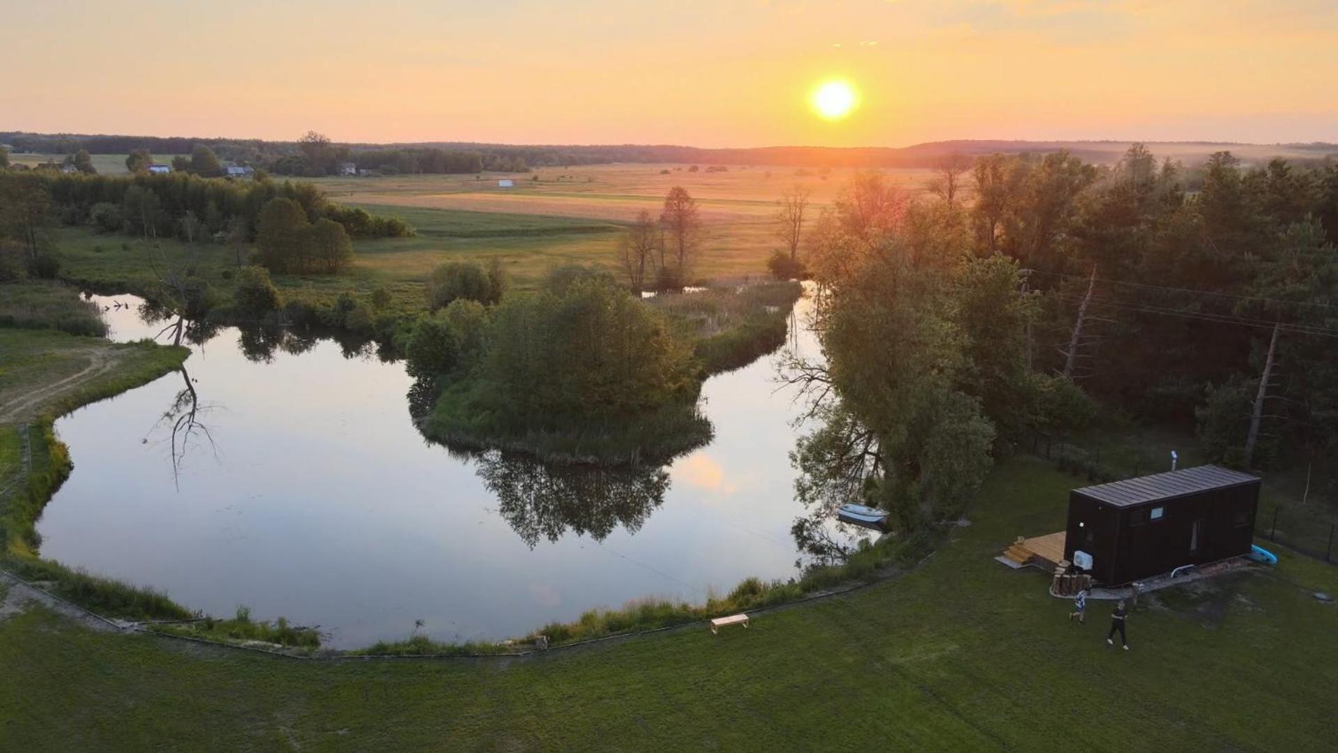 Willa Magiczne domki nad rzeką Toczną Korczew Zewnętrze zdjęcie